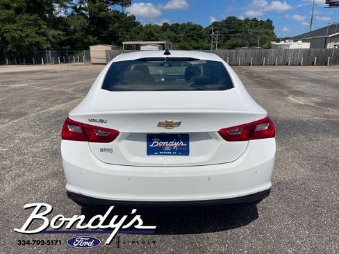 Used 2023 Chevrolet Malibu LS w/ Driver Confidence Package image 17