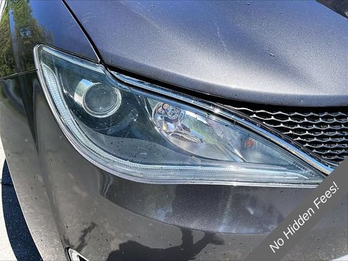Used 2017 Chrysler Pacifica Touring-L Plus FWD image 27