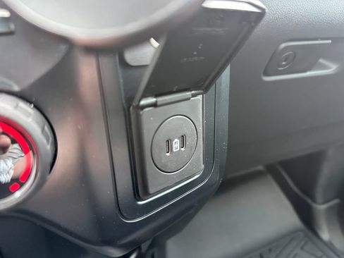 Used 2025 Ford F150 XL w/ Equipment Group 103A High AWD/4WD image 17