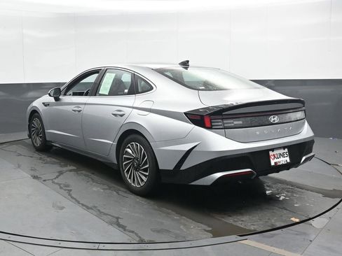 Used 2025 Hyundai Sonata SEL image 10