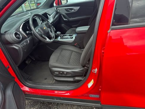 Used 2022 Chevrolet Blazer LT FWD image 9