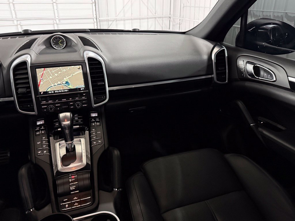 Used 2016 Porsche Cayenne S AWD/4WD image 42
