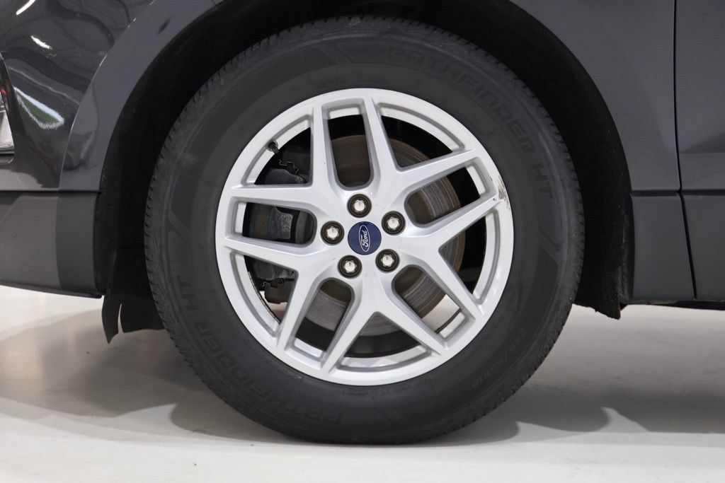 Used 2021 Ford Edge SEL FWD image 11