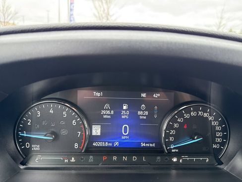 Certified 2022 Ford Explorer XLT w/ XLT Sport Appearance Package AWD/4WD image 19