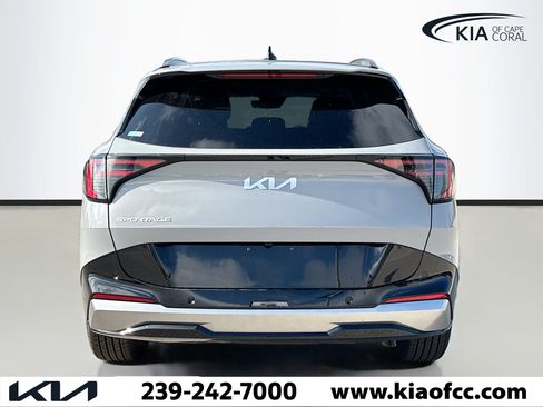 New 2026 Kia Sportage SX FWD image 4