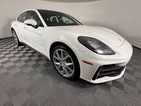 Certified 2025 Porsche Panamera image 10