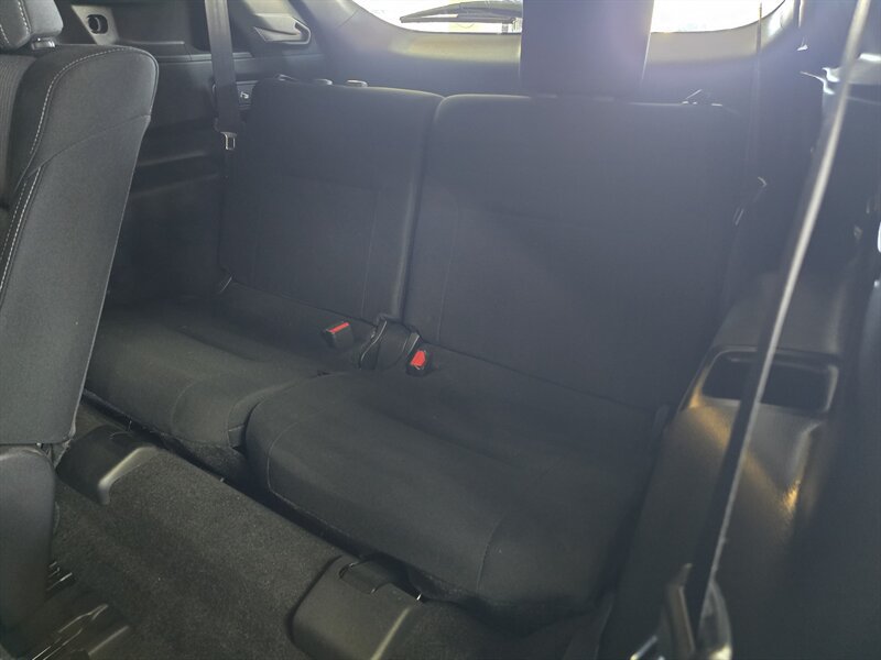 Used 2024 Mitsubishi Outlander ES FWD image 28
