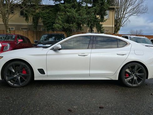 Used 2022 Genesis G70 3.3T w/ Sport Prestige Package image 6