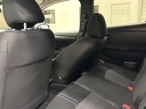 Used 2024 Nissan Leaf S image 13