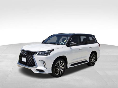 Used 2020 Lexus LX 570 4WD w/ Sport Package image 2