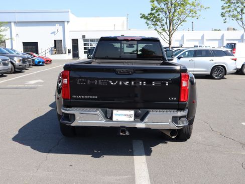 Used 2020 Chevrolet Silverado 3500 LTZ w/ LTZ Plus Package AWD/4WD image 22