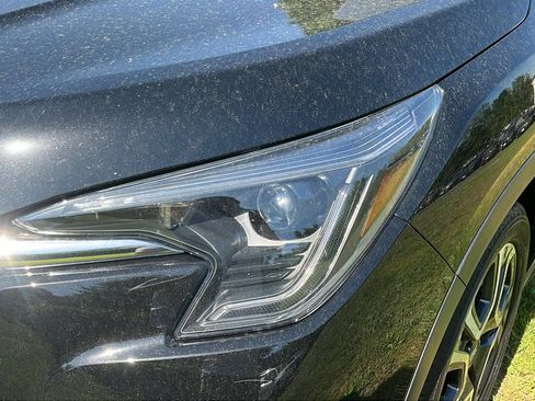 Certified 2023 Subaru Ascent Limited AWD/4WD image 9