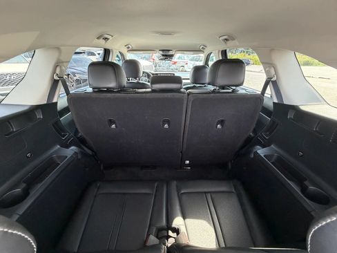 Used 2021 Kia Sorento S AWD/4WD image 40