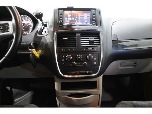 Used 2017 Dodge Grand Caravan SE w/ Power Window Group FWD image 23