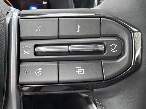 New 2026 Chevrolet Colorado Trail Boss AWD/4WD image 11