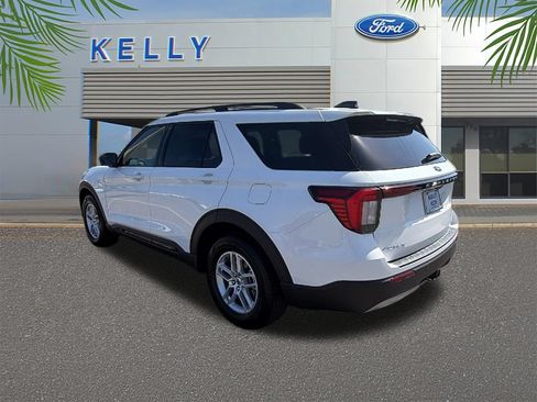 New 2026 Ford Explorer Active w/ Active Comfort Package RWD image 3