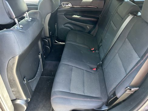 Used 2017 Jeep Grand Cherokee Laredo 75th Anniversary RWD image 15