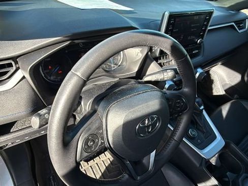 Used 2019 Toyota RAV4 XSE w/ XSE Weather Package image 7