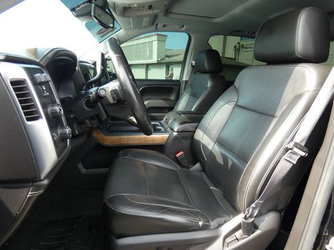 Used 2016 Chevrolet Silverado 1500 LTZ w/ Sport Package AWD/4WD image 12