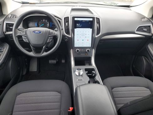 Used 2024 Ford Edge SE AWD/4WD image 14