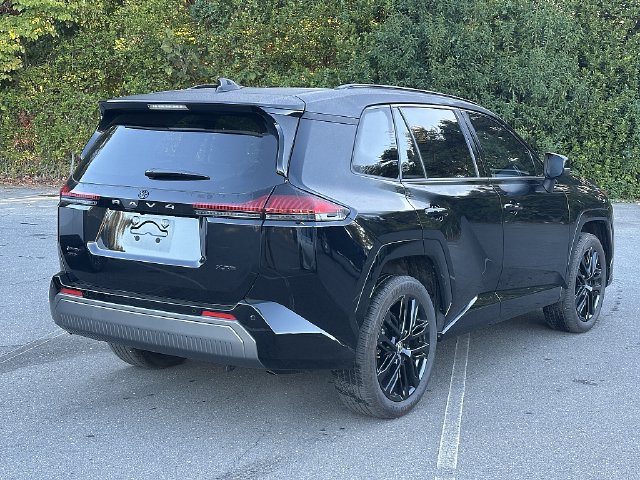 Used 2026 Toyota RAV4 XSE w/ Weather Package AWD/4WD image 7