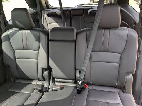 Certified 2022 Honda Pilot TrailSport image 34