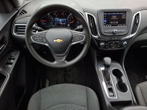 Used 2023 Chevrolet Equinox LT w/ LPO, Floor Liner Package image 11