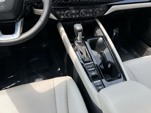 Used 2023 Honda Accord Touring image 22