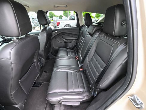 Used 2017 Ford Escape Titanium AWD/4WD image 23