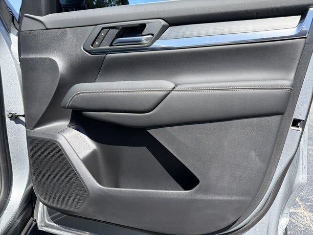 New 2027 GMC Terrain Elevation w/ Elevation Premium Package FWD image 13