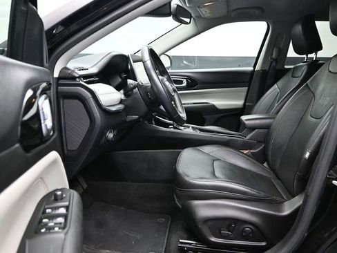 Certified 2022 Jeep Compass Limited image 23