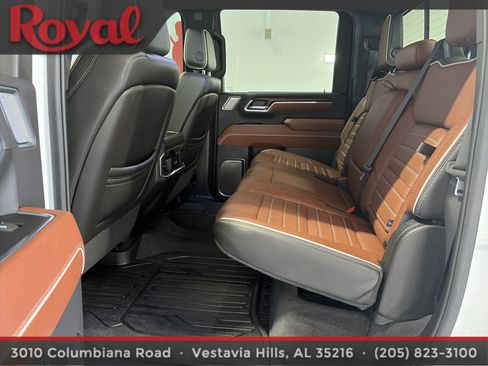 Used 2024 GMC Sierra 2500 Denali Ultimate w/ Max Trailering Package AWD/4WD image 18