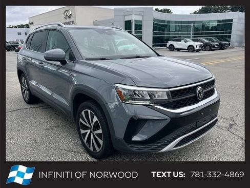 Used 2023 Volkswagen Taos SE AWD/4WD image 1