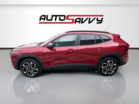 Used 2025 Chevrolet Trax RS w/ Driver Confidence Package FWD image 4