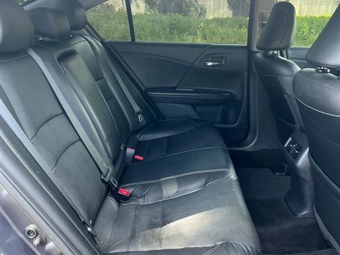 Used 2016 Honda Accord EX-L image 12