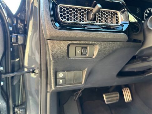 Used 2023 Honda Civic Sport image 21