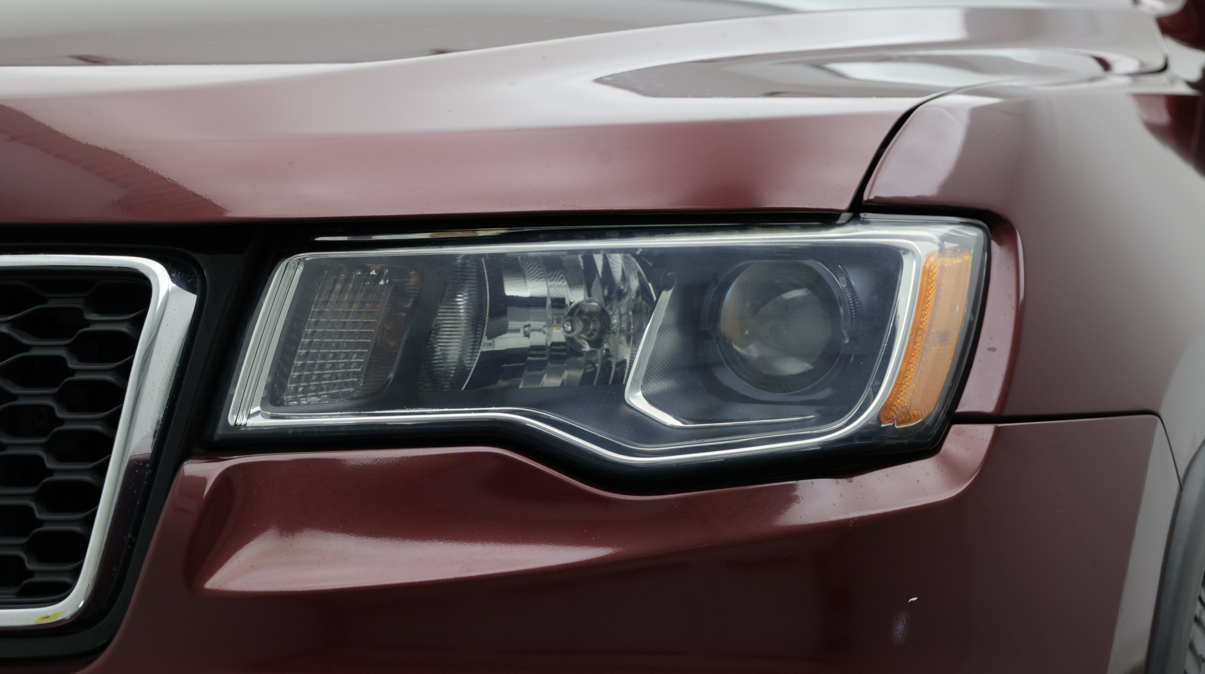 Used 2019 Jeep Grand Cherokee Laredo RWD image 8