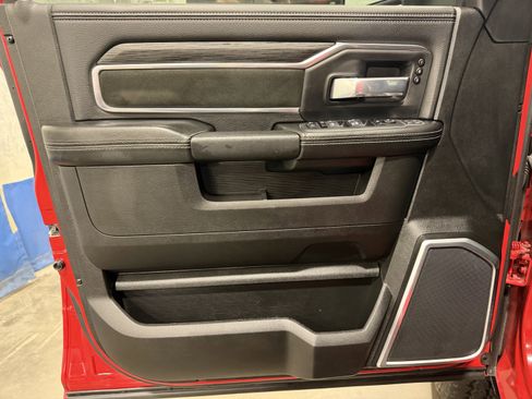 Used 2024 RAM 3500 Laramie w/ Night Edition image 18