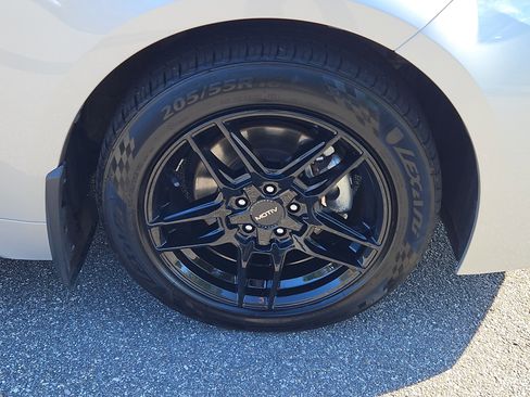 Used 2024 Toyota Corolla SE image 10