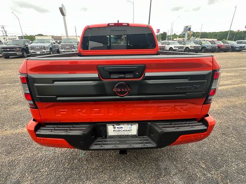Used 2025 Nissan Frontier Pro-X w/ Pro Premium Package RWD image 8