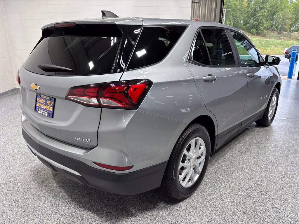 Used 2024 Chevrolet Equinox LT AWD/4WD image 7