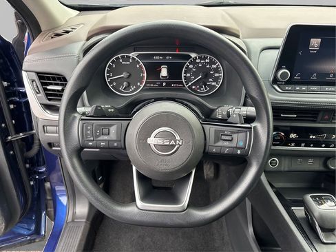 Used 2023 Nissan Rogue SV AWD/4WD image 23