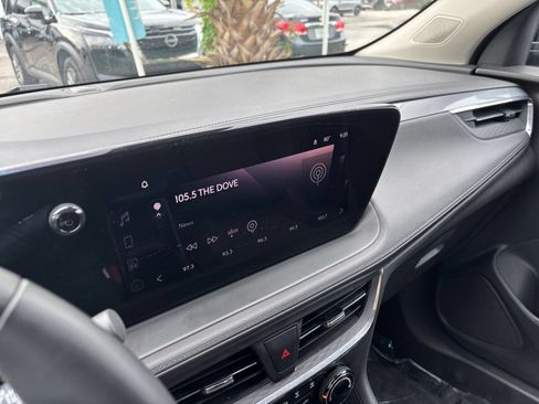 Used 2025 Buick Encore GX Preferred FWD image 21