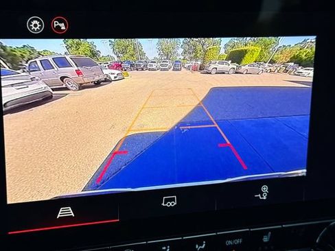New 2026 GMC Canyon Elevation w/ Convenience Package RWD image 22