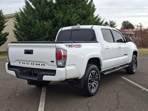 Certified 2020 Toyota Tacoma TRD Sport image 6