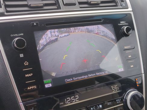 Used 2018 Subaru Outback 2.5i Limited image 25