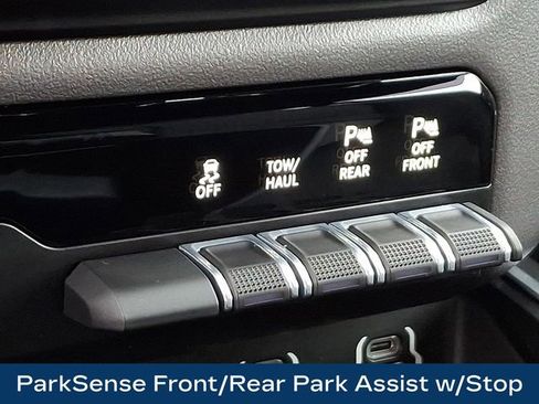 Used 2021 RAM 1500 Big Horn image 29