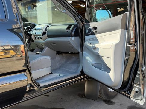 Used 2008 Toyota Tacoma PreRunner image 35