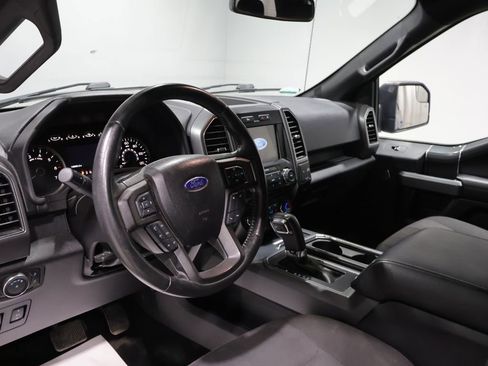 Used 2018 Ford F150 XLT w/ Equipment Group 302A Luxury AWD/4WD image 15