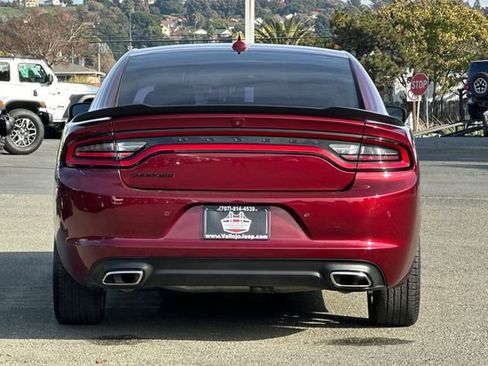 Used 2023 Dodge Charger SXT w/ Blacktop Package image 5